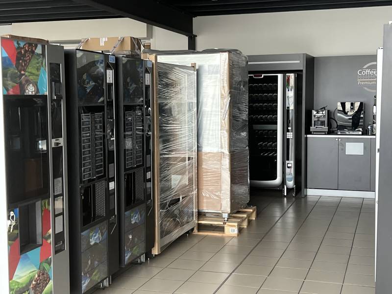 Recyclage et amélioration des distributeurs automatiques l'Arôme à Marseille